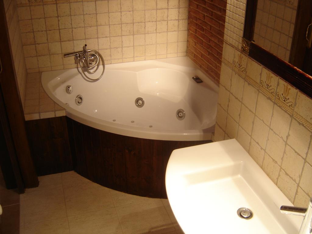 Hostal Casa Laure Y Mª Jose Arens de Lledo Luaran gambar
