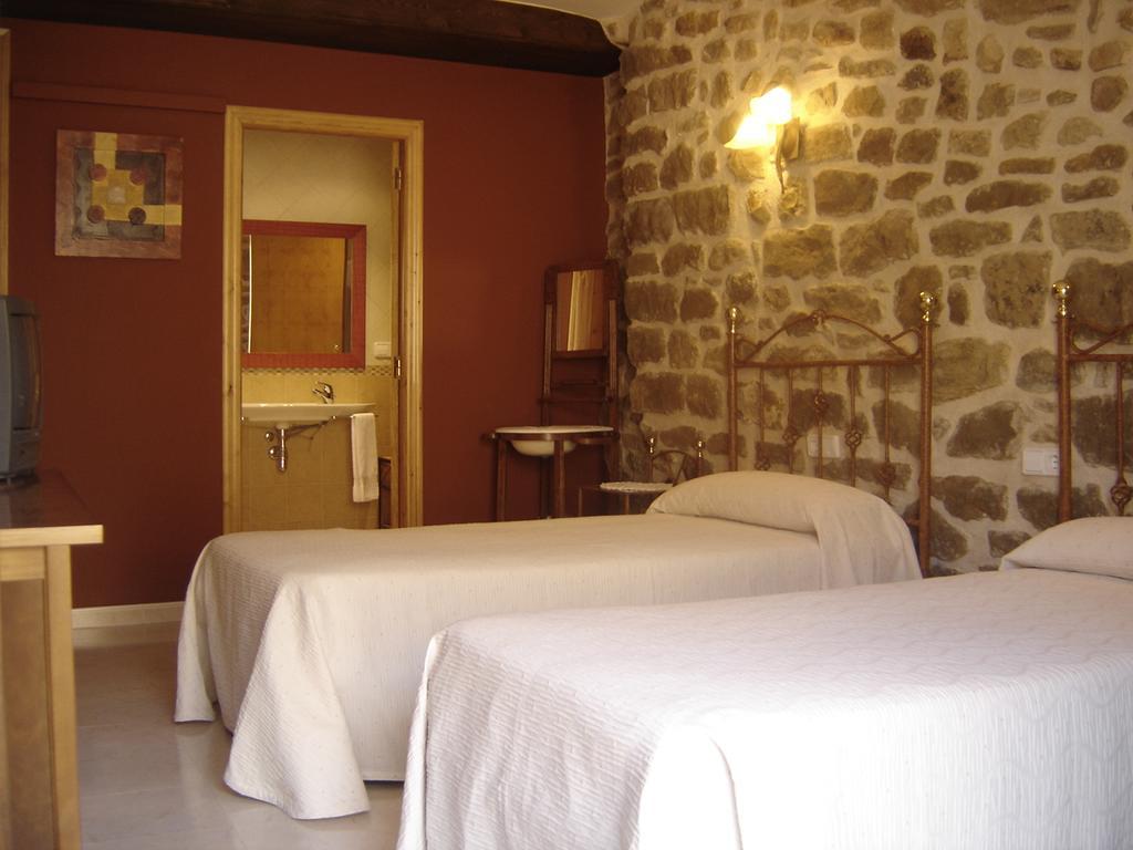 Hostal Casa Laure Y Mª Jose Arens de Lledo Luaran gambar