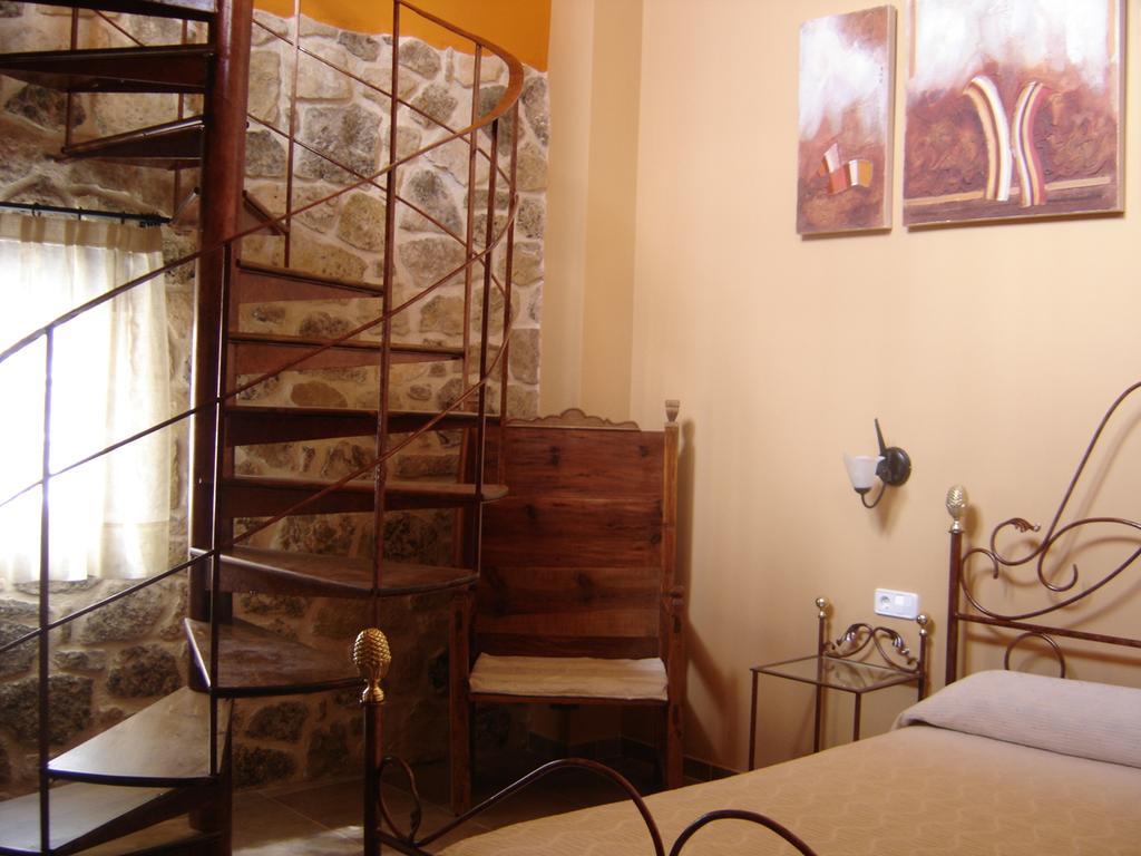 Hostal Casa Laure Y Mª Jose Arens de Lledo Luaran gambar