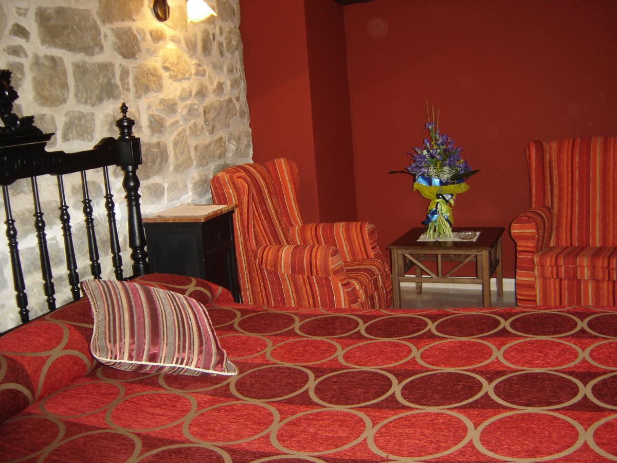 Hostal Casa Laure Y Mª Jose Arens de Lledo Luaran gambar