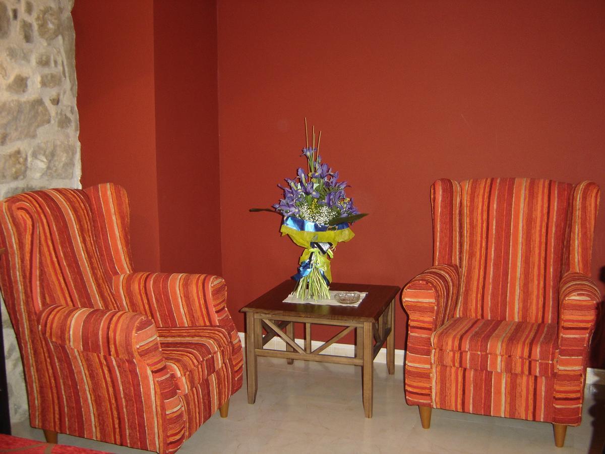 Hostal Casa Laure Y Mª Jose Arens de Lledo Luaran gambar