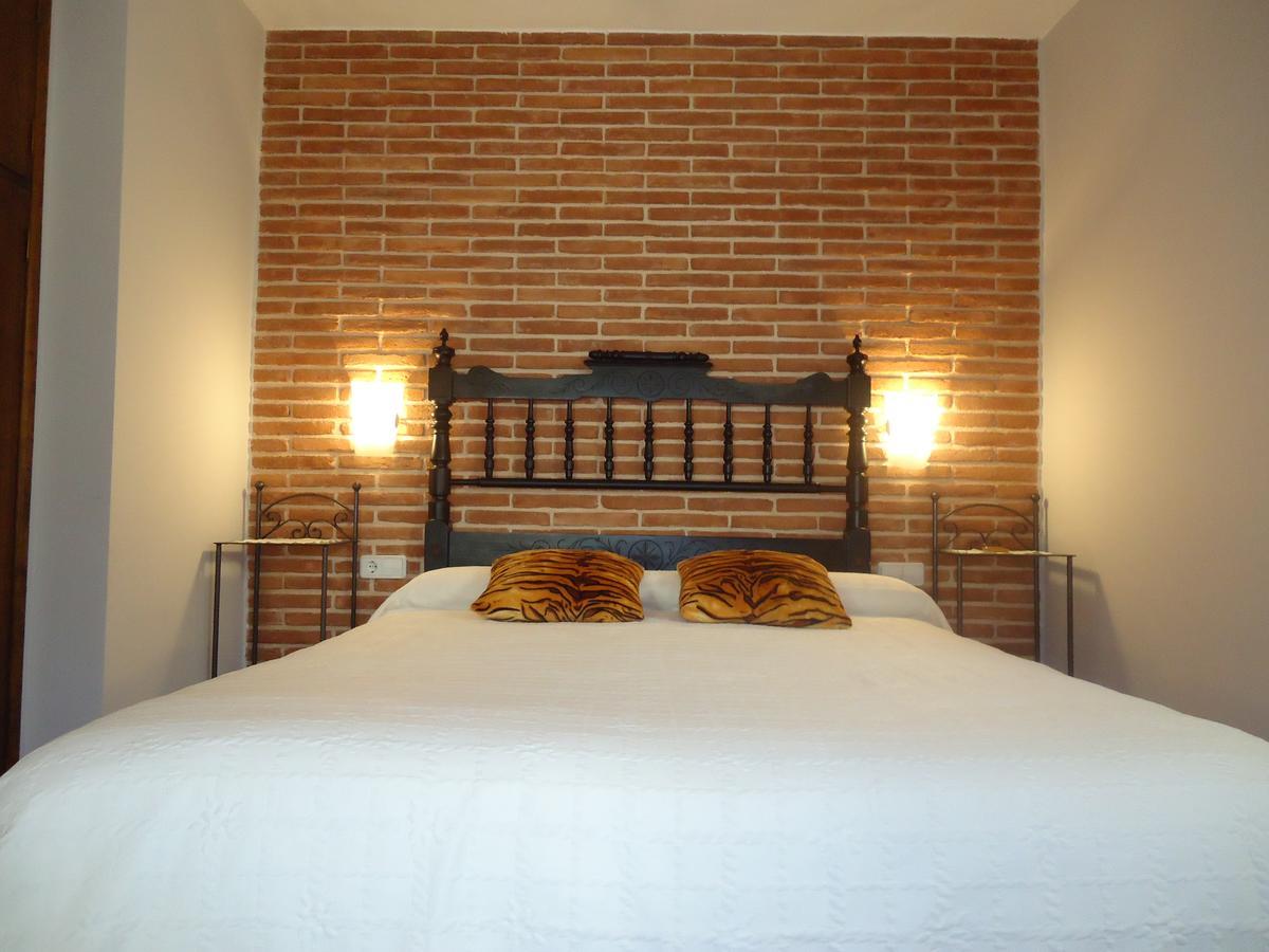 Hostal Casa Laure Y Mª Jose Arens de Lledo Luaran gambar