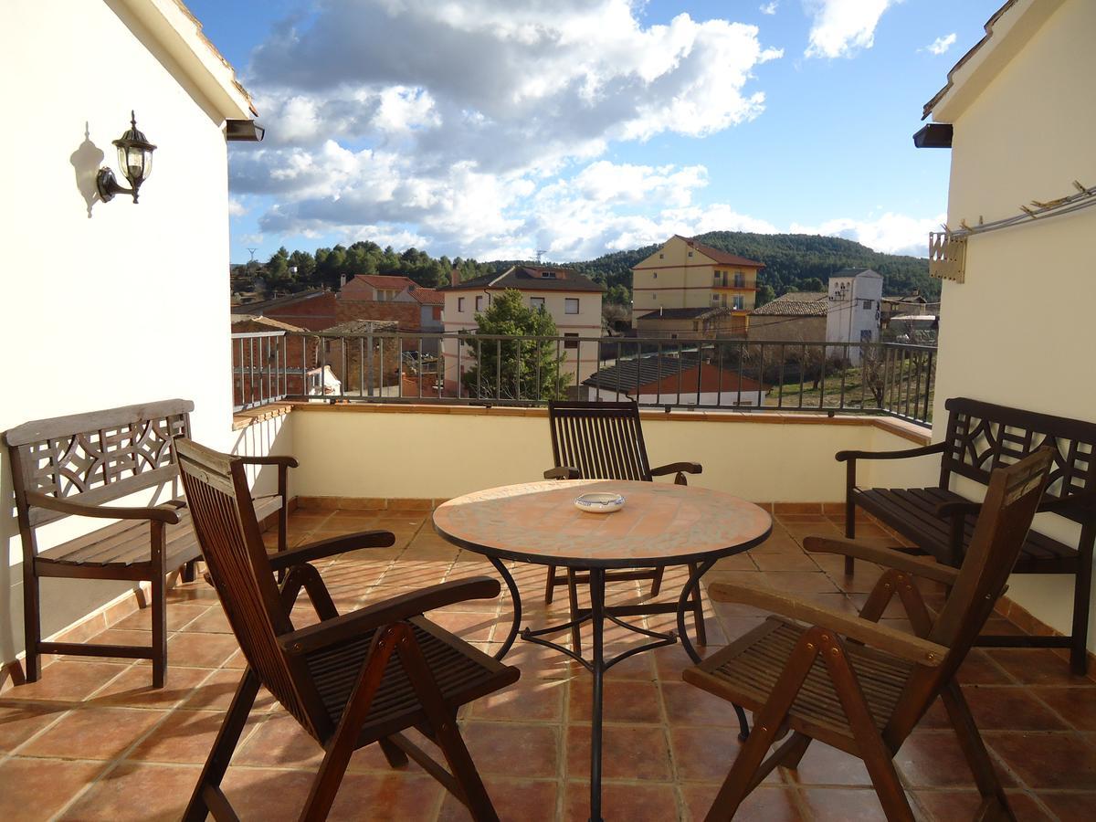 Hostal Casa Laure Y Mª Jose Arens de Lledo Luaran gambar